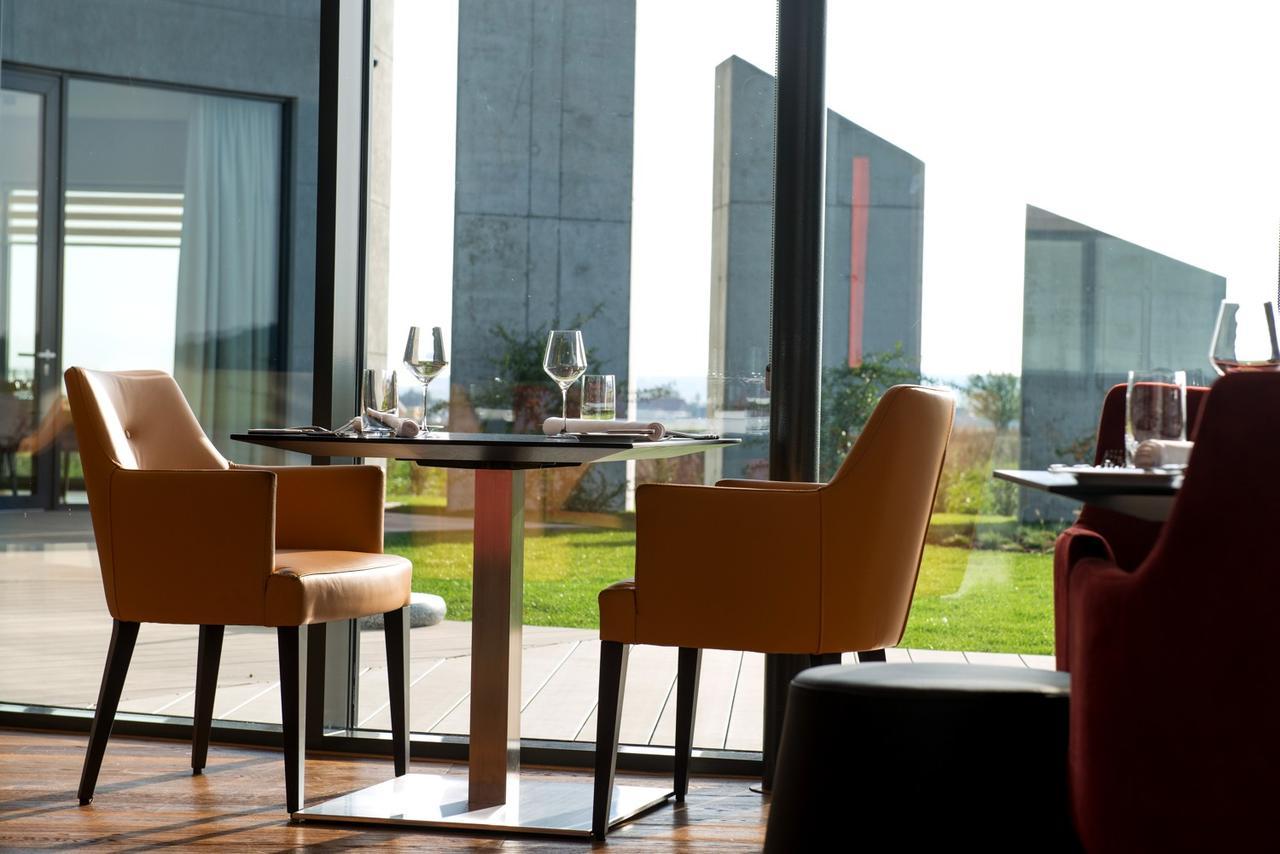 Mg Restaurace/Luxury Apartments Mladá Boleslav Dış mekan fotoğraf